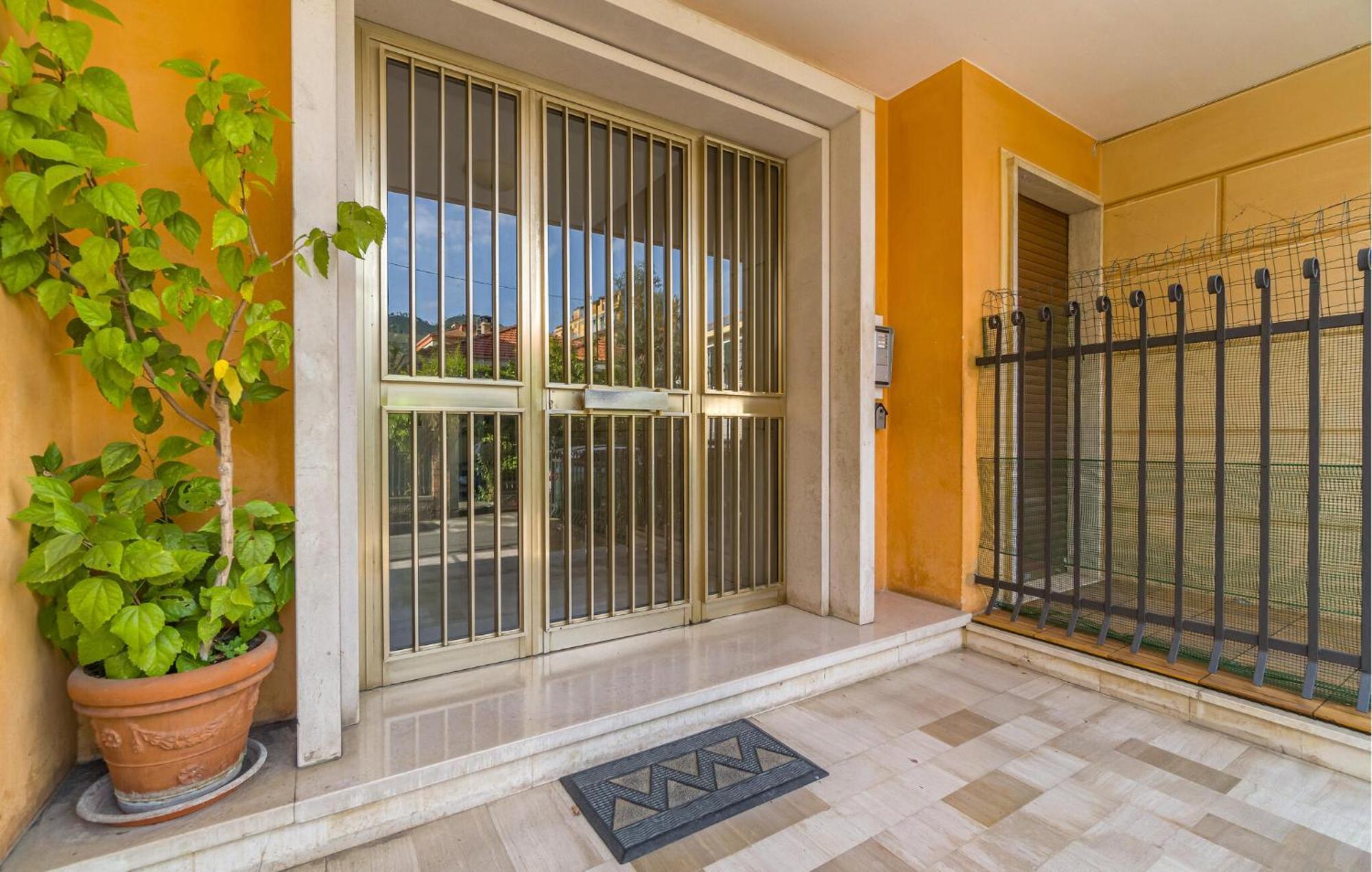 Gorgeous Apartment In Levanto With Kitchen Luaran gambar